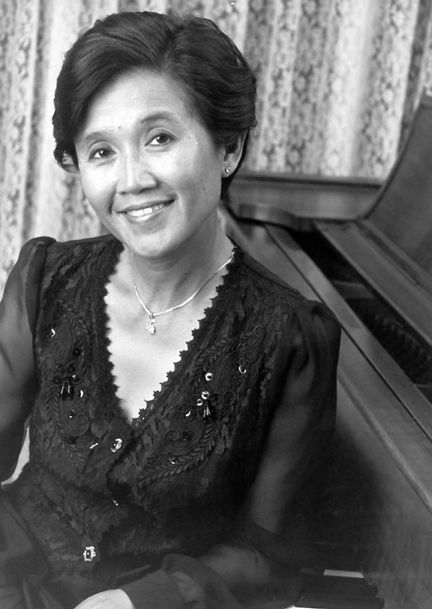 Ayke Agus returns as pianist in performances of music by Mozart, Poulenc, Prokofiev and Schumann.